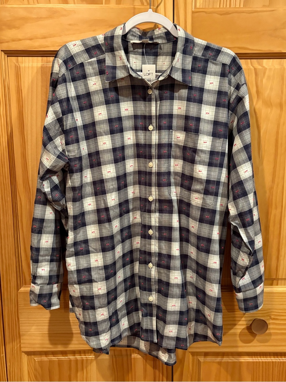 LOFT Navy/Gray Plaid Long Sleeve Button Down Shirt Pink Embroidery Wmns M NWT